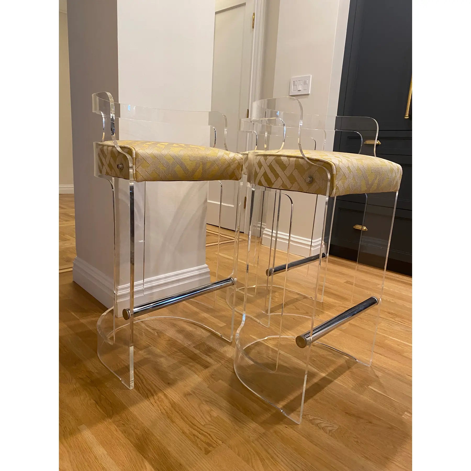 1970s Vintage Refurbished Lucite Bar Stools Kelly Wearstler Fabric - Set of 3
